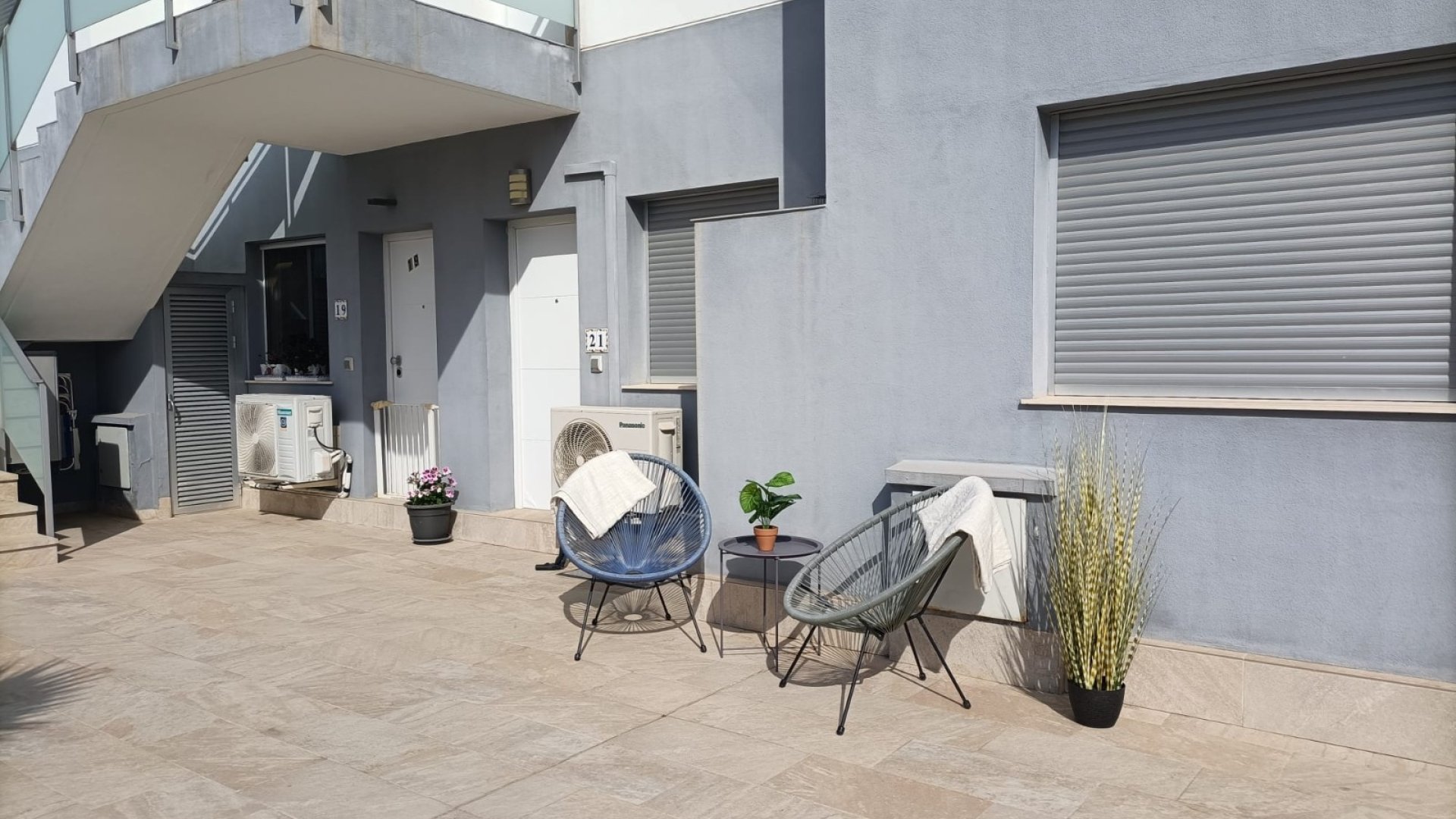 Reventa - Chalets -
Orihuela Costa - Punta Prima