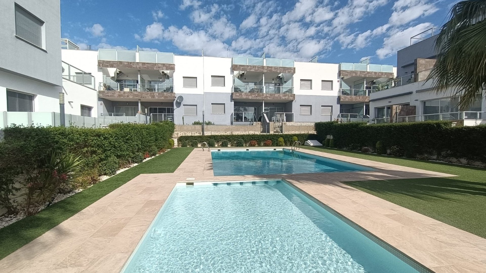 Reventa - Chalets -
Orihuela Costa - Punta Prima