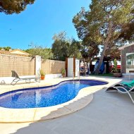 Reventa - Chalets -
Orihuela Costa - Punta Prima