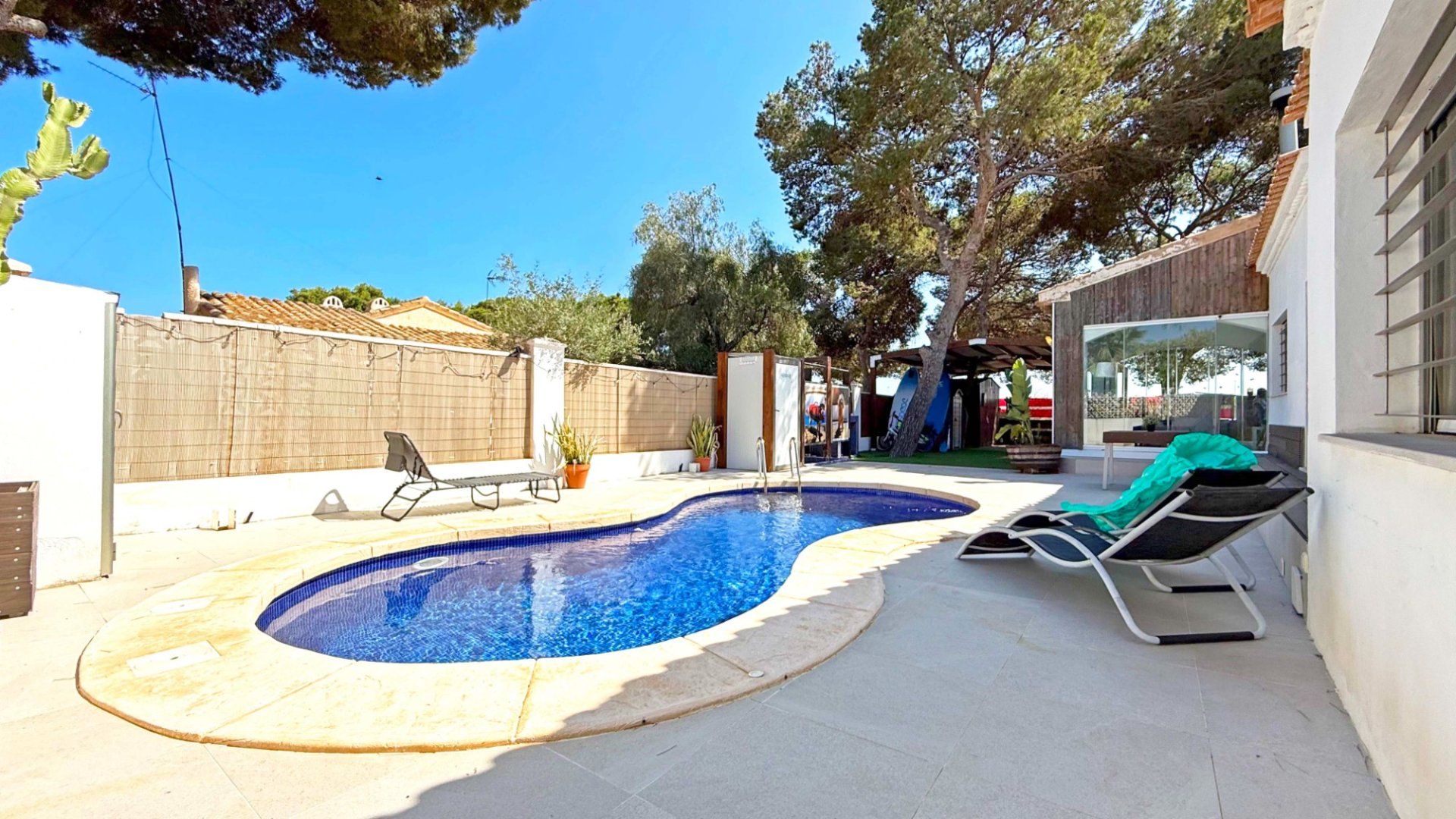 Reventa - Chalets -
Orihuela Costa - Punta Prima