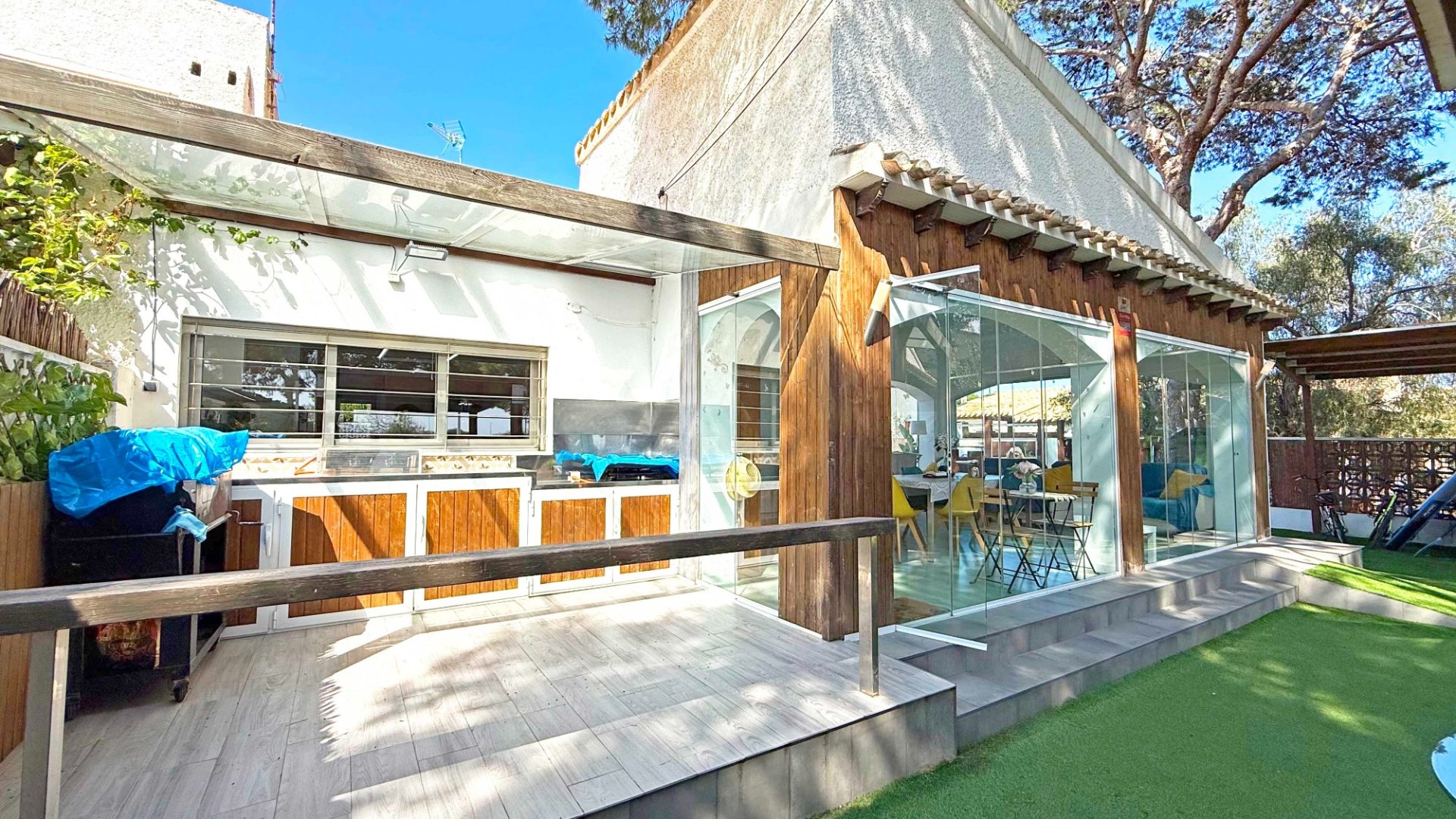 Reventa - Chalets -
Orihuela Costa - Punta Prima