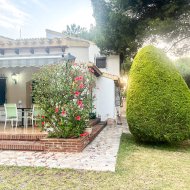 Reventa - Chalets -
Orihuela Costa - Punta Prima