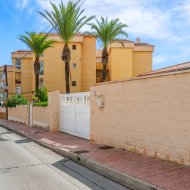 Reventa - Chalets -
Orihuela Costa - Punta Prima