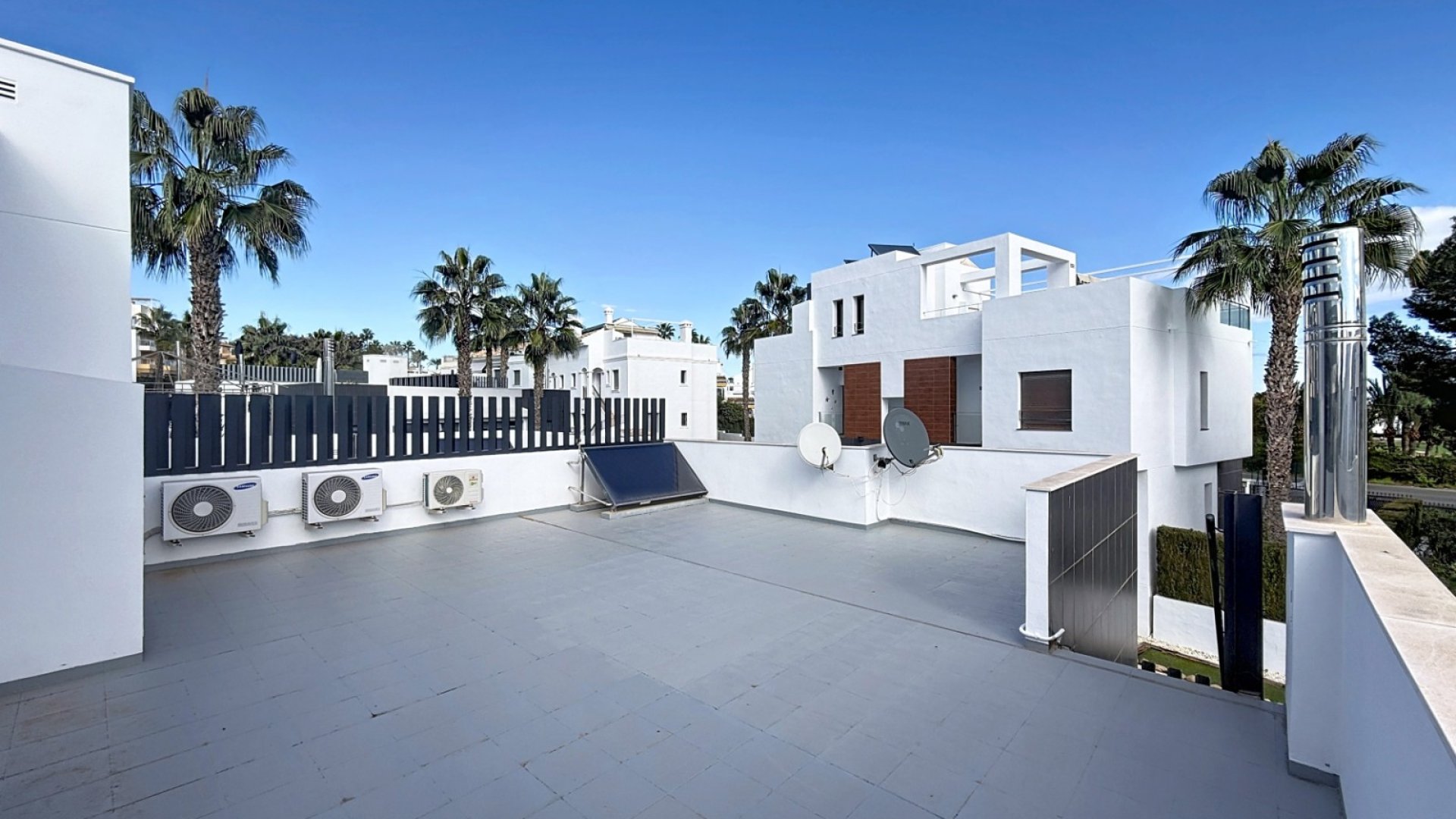 Reventa - Chalets -
Orihuela Costa - Villamartín