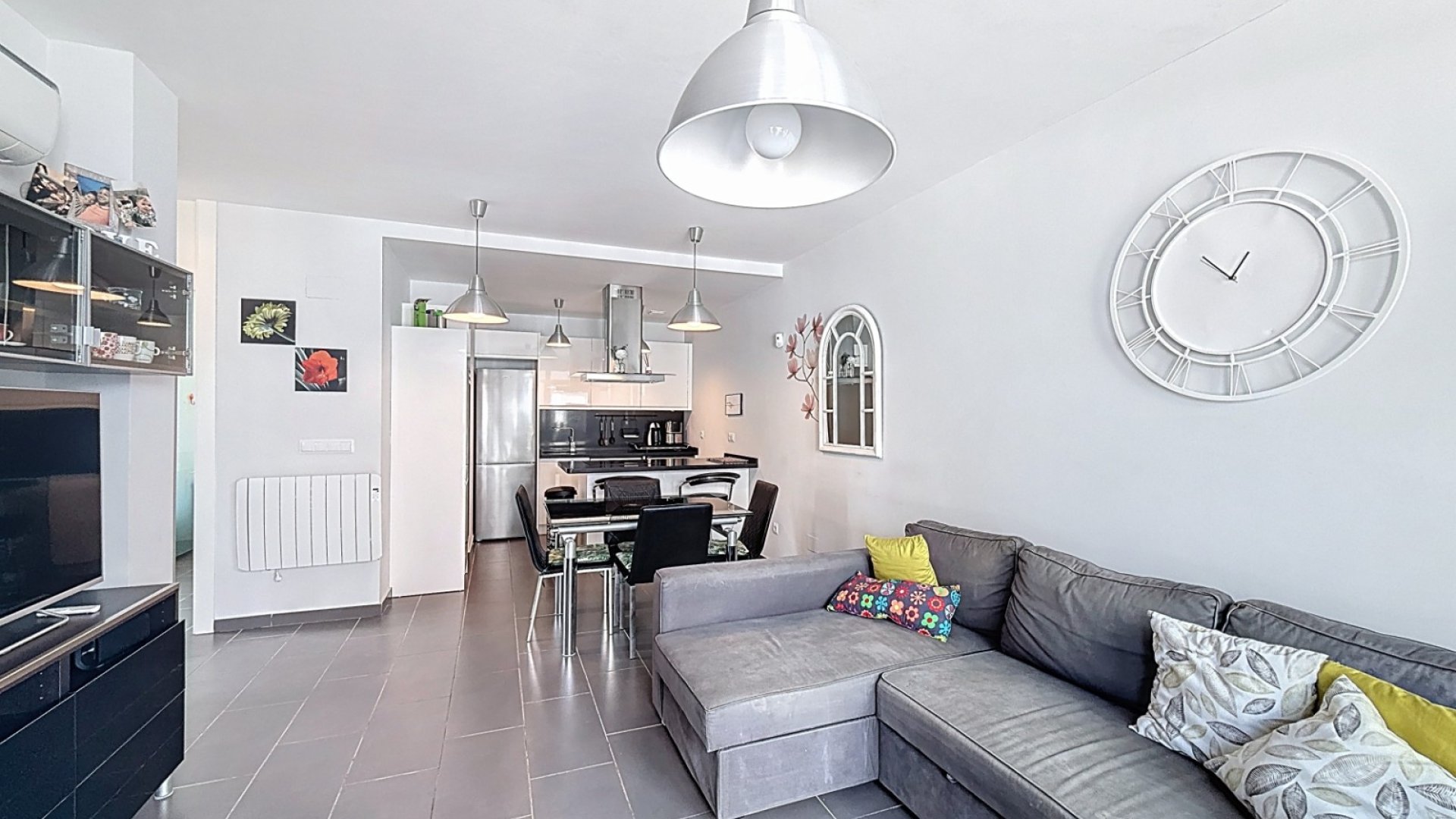 Reventa - Chalets -
Orihuela Costa - Villamartín