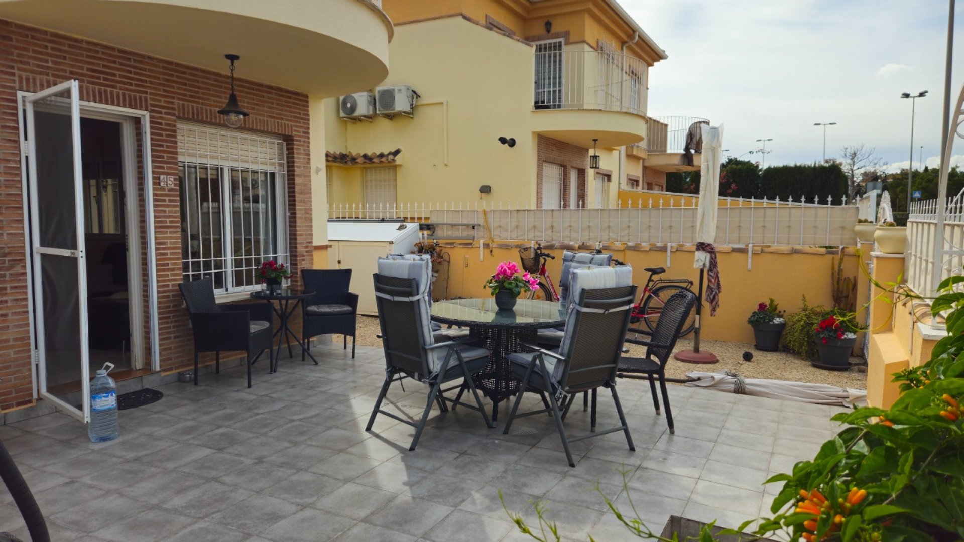 Reventa - Chalets -
Orihuela Costa - Villamartín