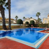 Reventa - Chalets -
Orihuela Costa - Villamartín