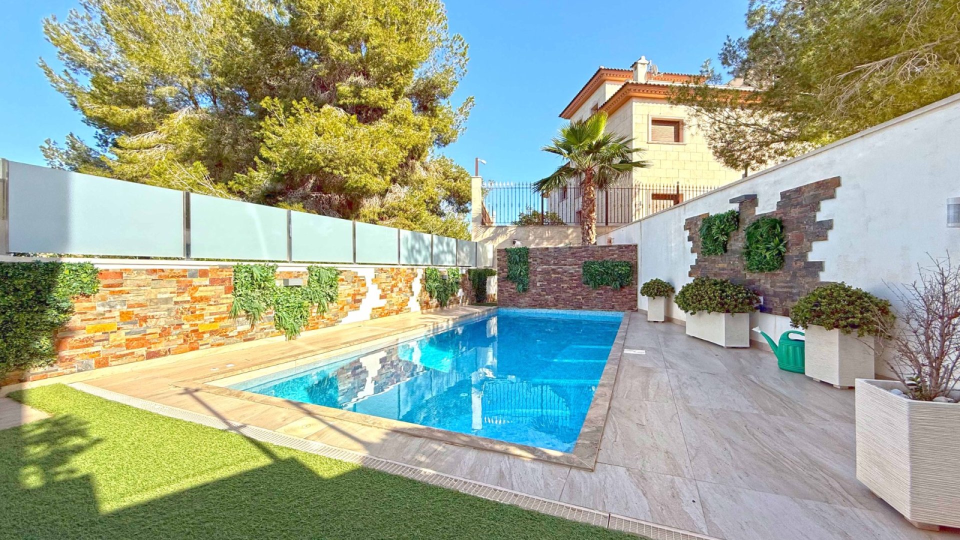 Reventa - Chalets -
Orihuela Costa - Villamartín