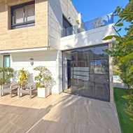 Reventa - Chalets -
Orihuela Costa - Villamartín