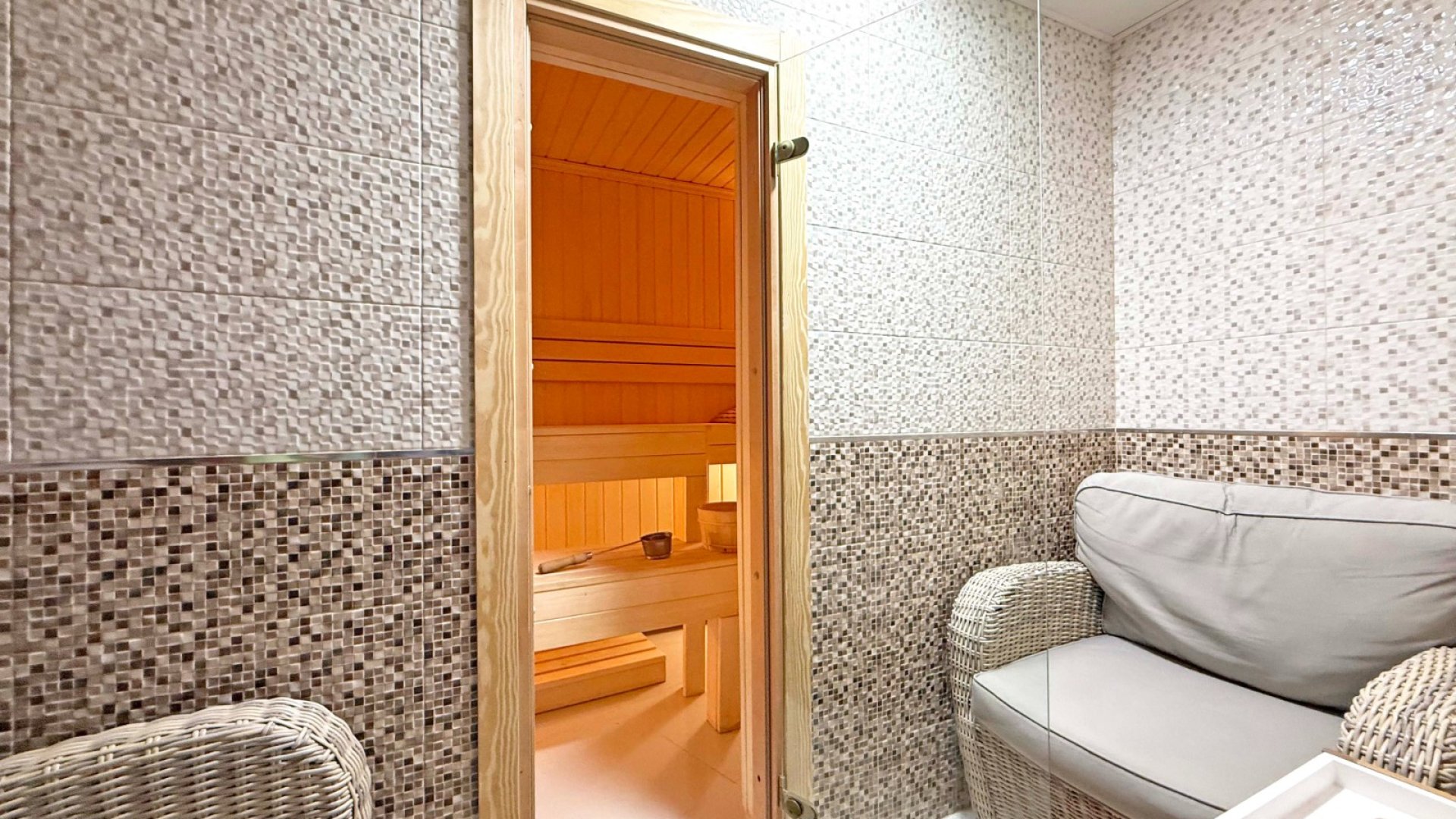 Reventa - Chalets -
Orihuela Costa - Villamartín