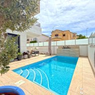 Reventa - Chalets -
Orihuela Costa - Villamartín