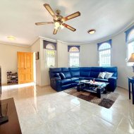 Reventa - Chalets -
Orihuela Costa - Villamartín