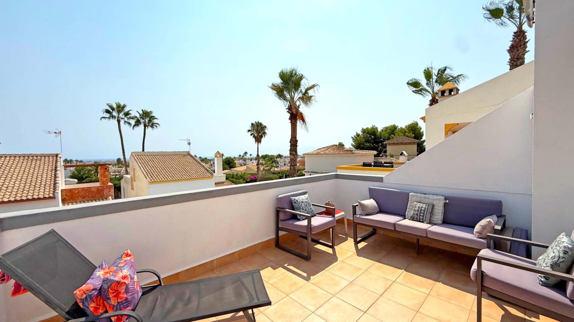 Reventa - Chalets -
Orihuela Costa - Villamartín