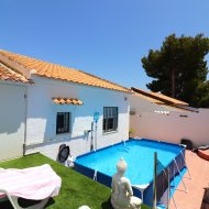 Reventa - Chalets -
Orihuela Costa - Villamartín