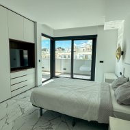 Reventa - Chalets -
Orihuela Costa - Villamartín