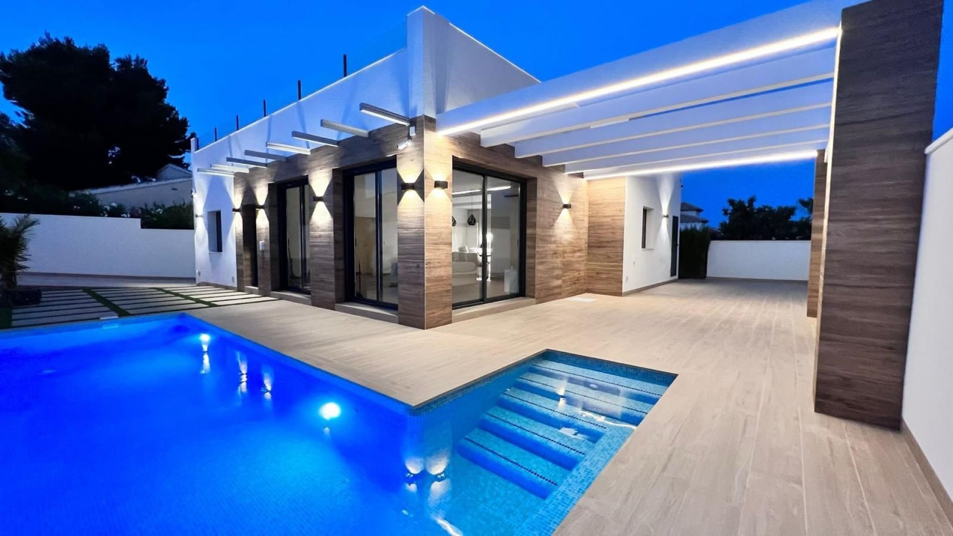 Reventa - Chalets -
Orihuela Costa - Villamartín