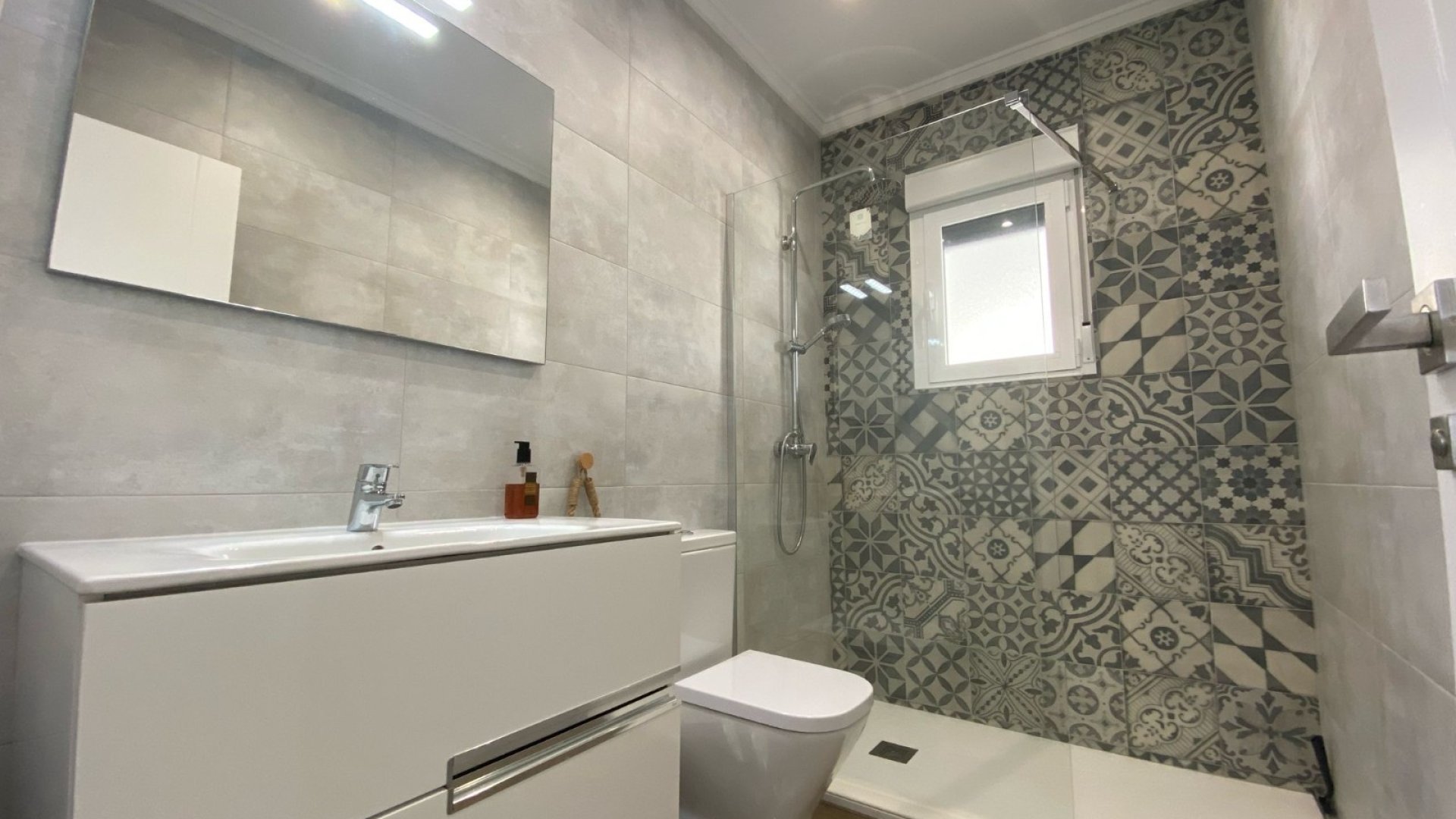 Reventa - Chalets -
Orihuela Costa - Villamartín