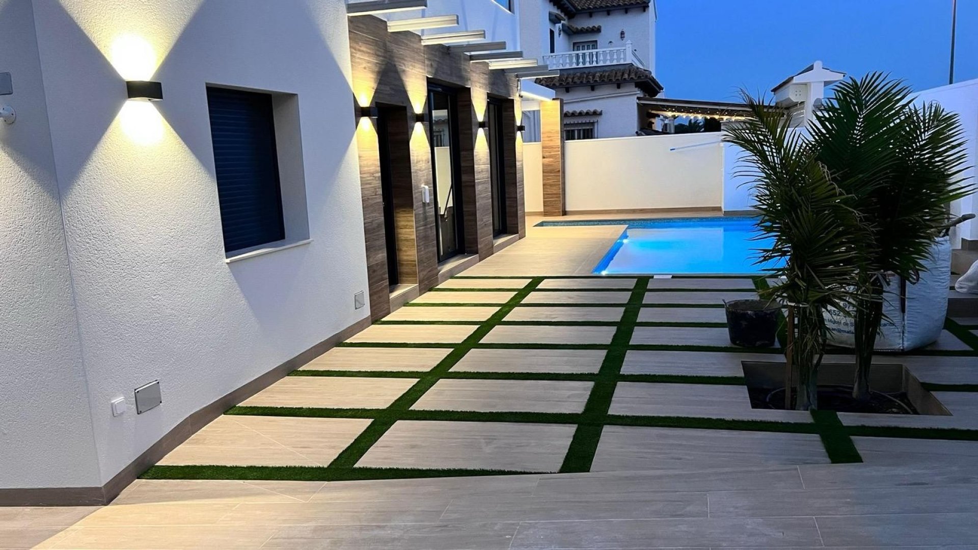 Reventa - Chalets -
Orihuela Costa - Villamartín