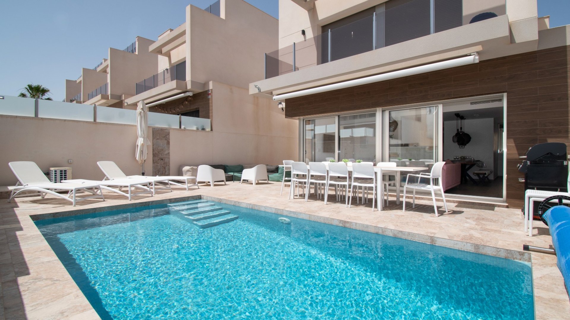 Reventa - Chalets -
Orihuela Costa - Villamartín
