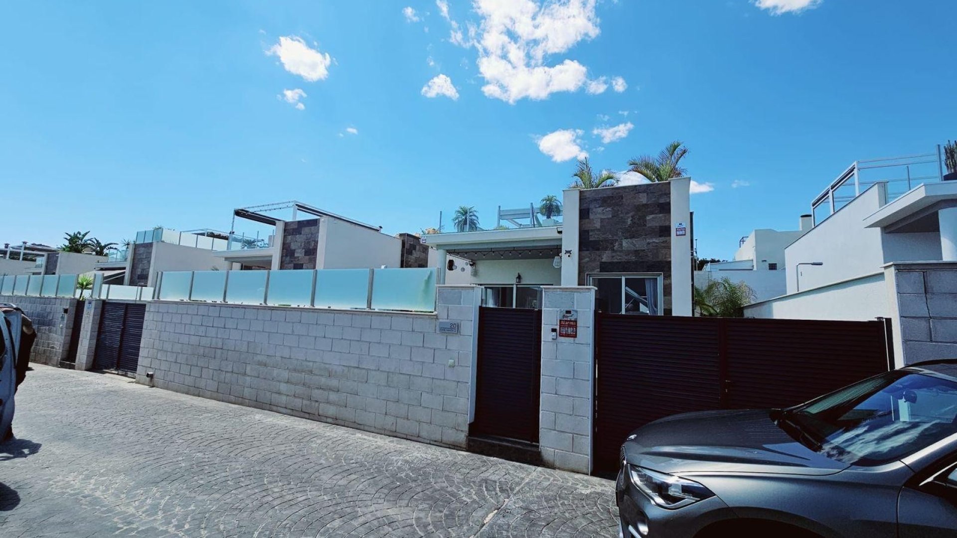 Reventa - Chalets -
Orihuela Costa - Villamartín