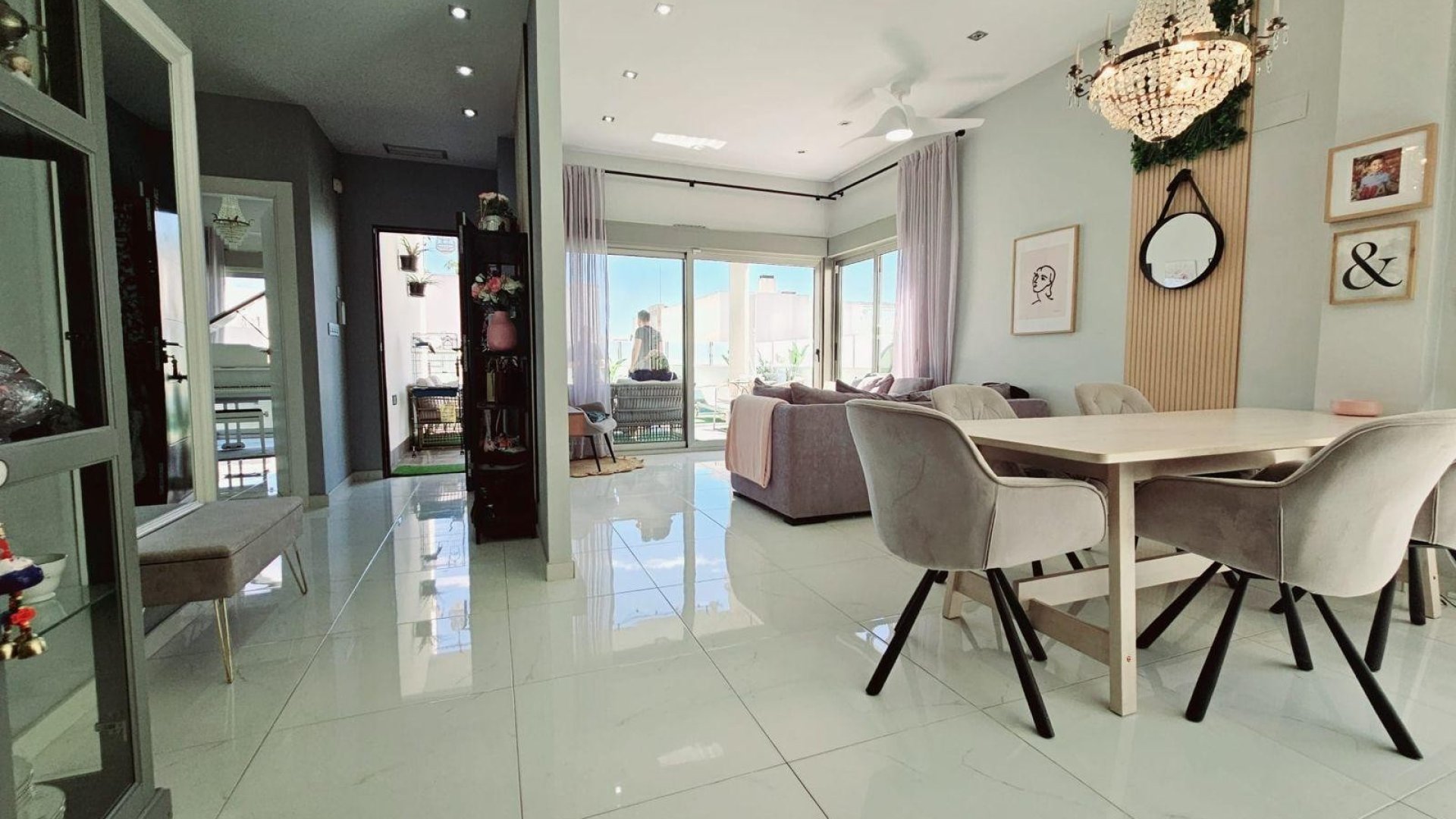 Reventa - Chalets -
Orihuela Costa - Villamartín