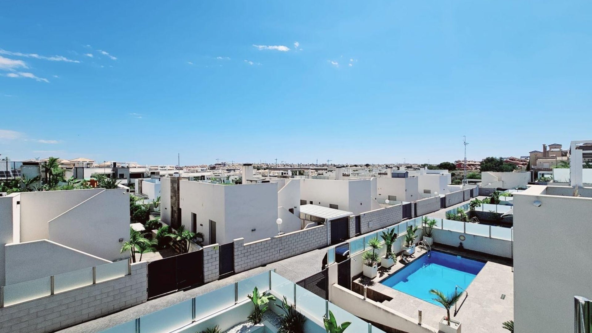 Reventa - Chalets -
Orihuela Costa - Villamartín