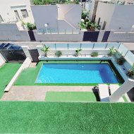 Reventa - Chalets -
Orihuela Costa - Villamartín