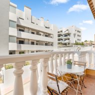 Reventa - Chalets -
Orihuela Costa - Villamartín