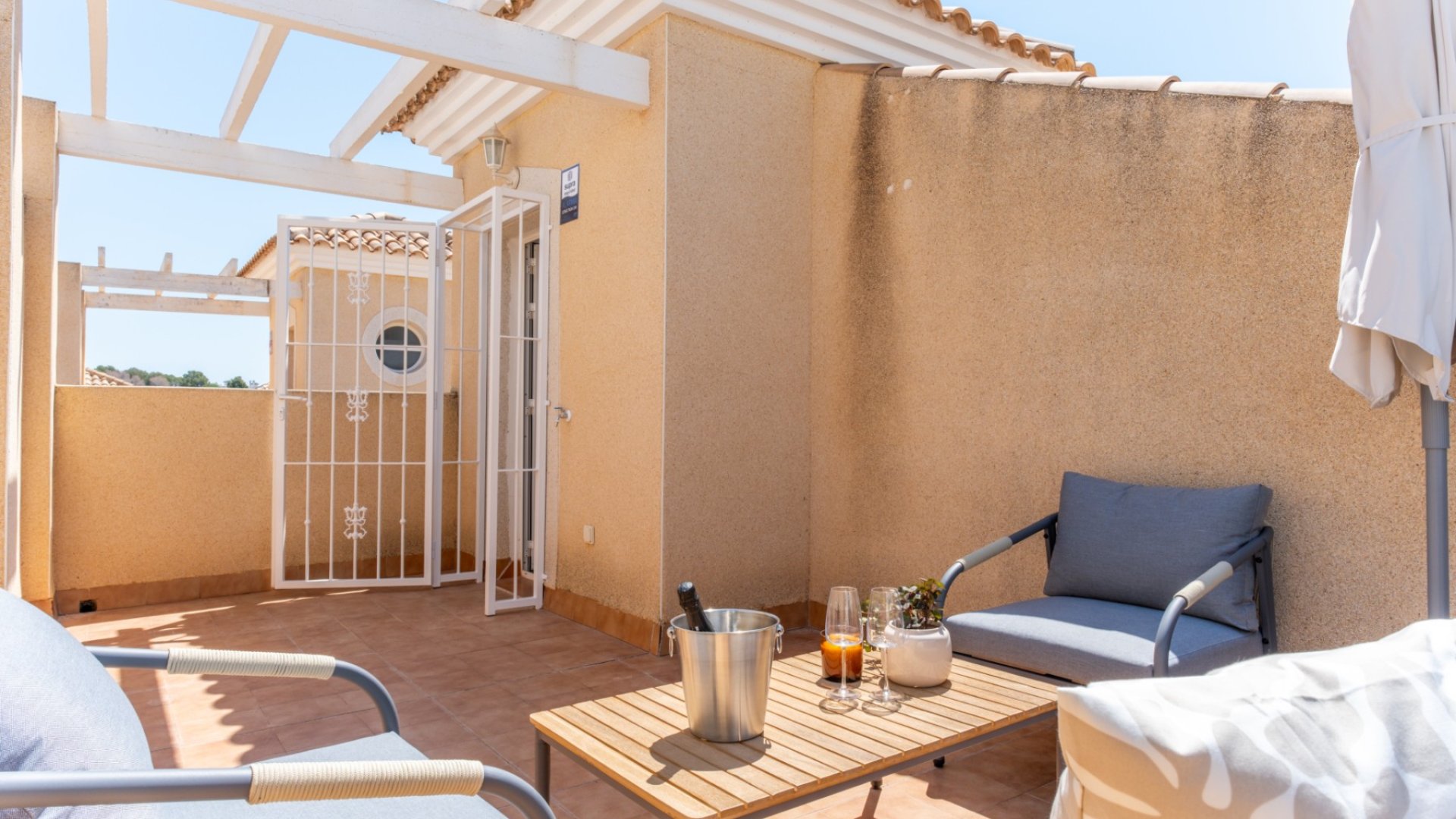 Reventa - Chalets -
Orihuela Costa - Villamartín