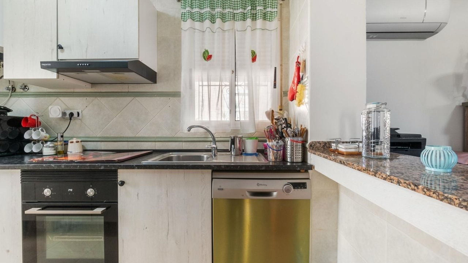 Reventa - Chalets -
Orihuela Costa - Villamartín