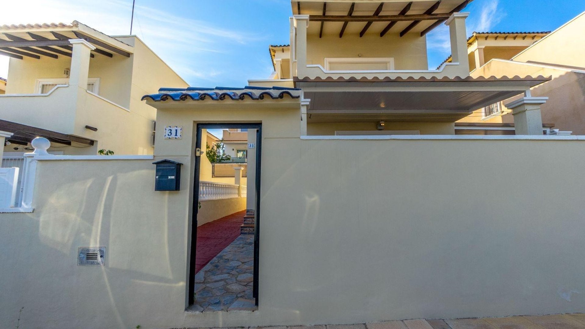 Reventa - Chalets -
Orihuela Costa - Villamartín