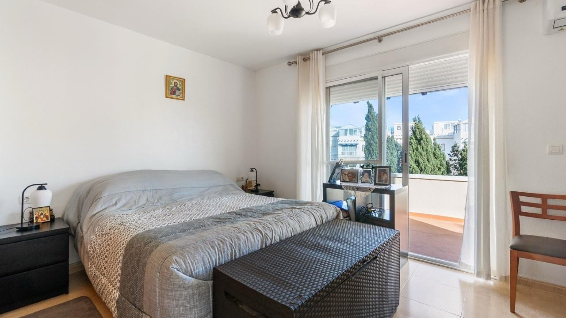 Reventa - Chalets -
Orihuela Costa - Villamartín