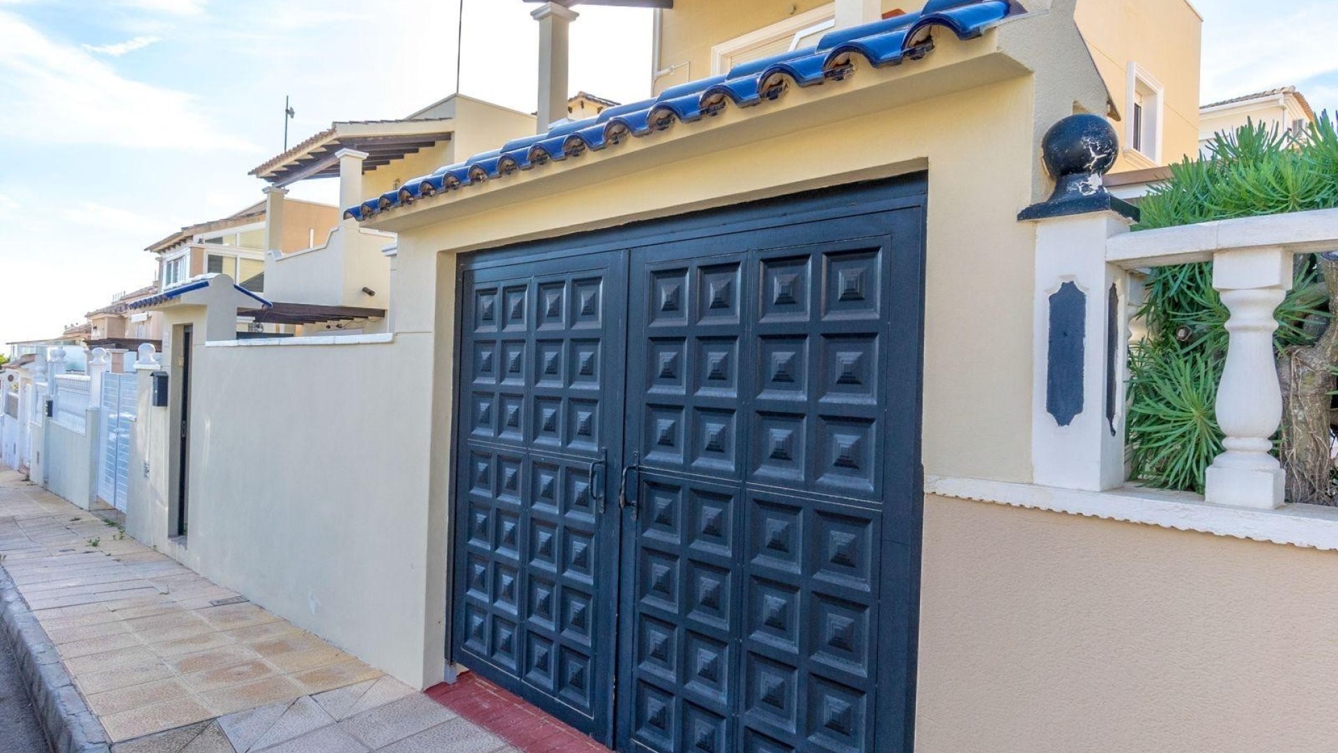 Reventa - Chalets -
Orihuela Costa - Villamartín