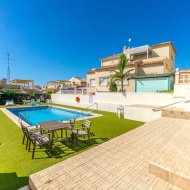 Reventa - Chalets -
Orihuela Costa - Villamartín