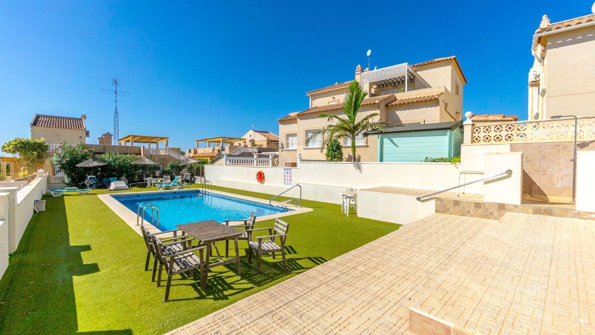 Reventa - Chalets -
Orihuela Costa - Villamartín