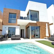 Reventa - Chalets -
Orihuela Costa - Villamartín