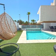 Reventa - Chalets -
Orihuela Costa - Villamartín