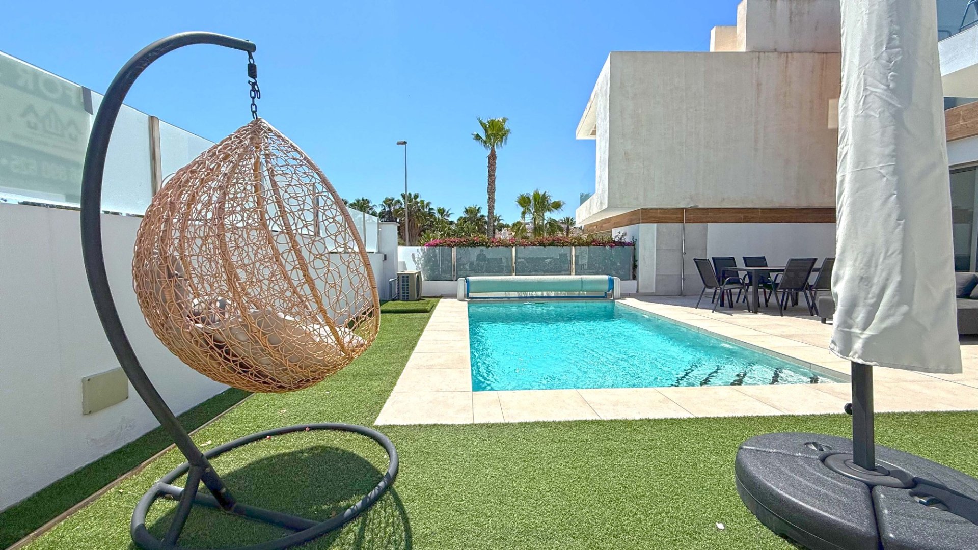 Reventa - Chalets -
Orihuela Costa - Villamartín
