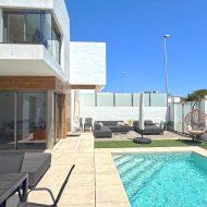 Reventa - Chalets -
Orihuela Costa - Villamartín