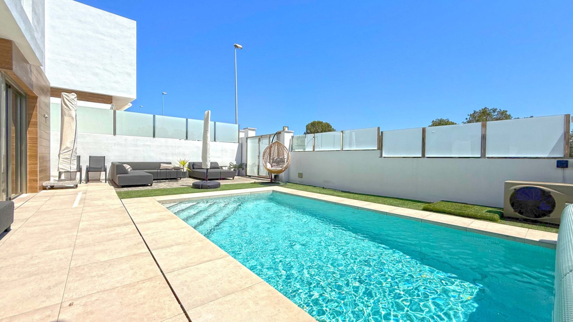 Reventa - Chalets -
Orihuela Costa - Villamartín