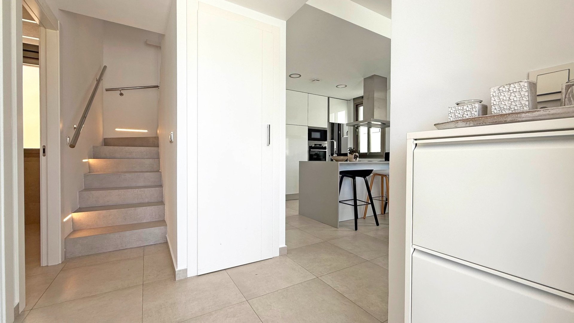 Reventa - Chalets -
Orihuela Costa - Villamartín