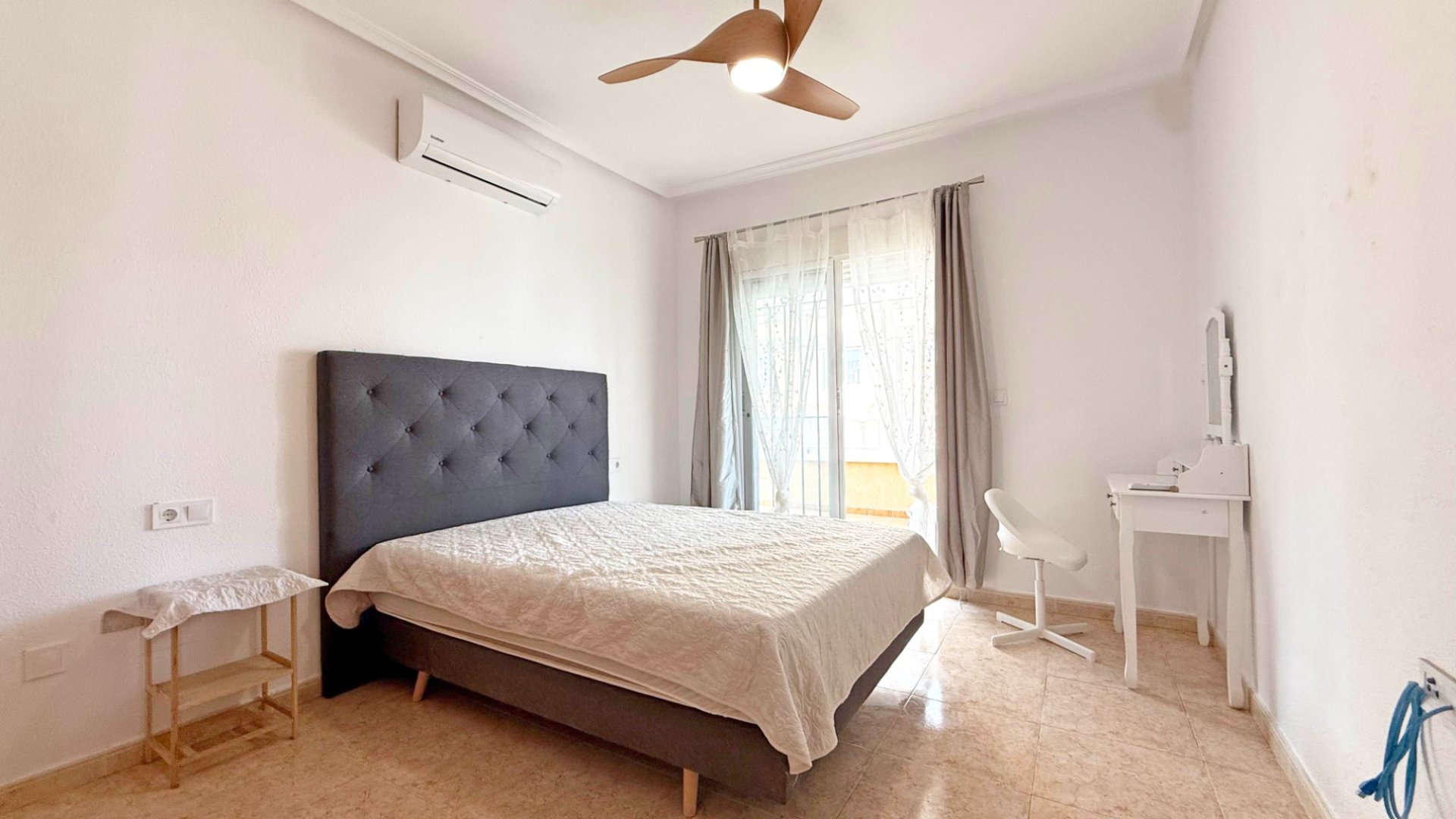 Reventa - Chalets -
Orihuela Costa - Villamartín
