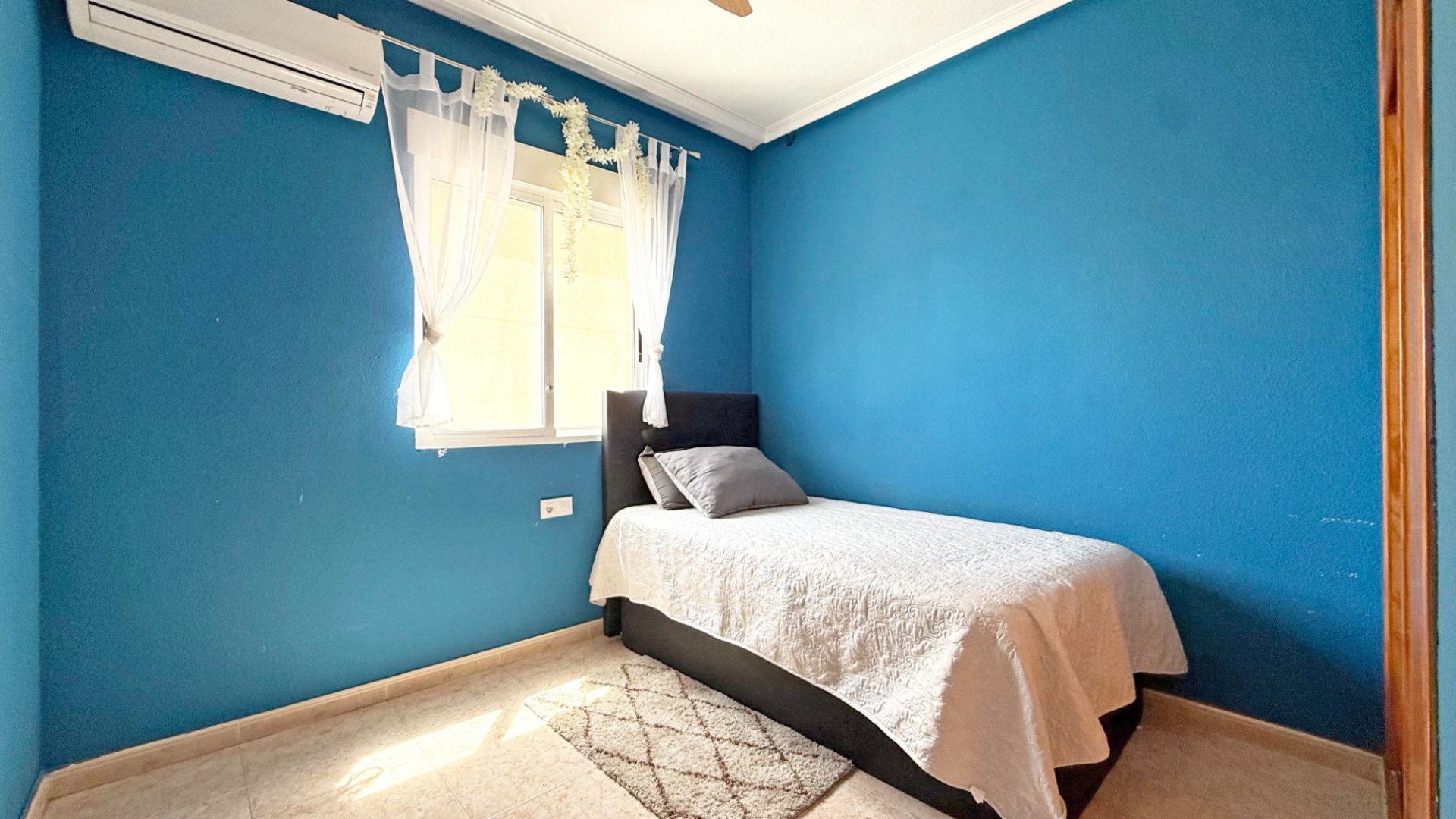 Reventa - Chalets -
Orihuela Costa - Villamartín