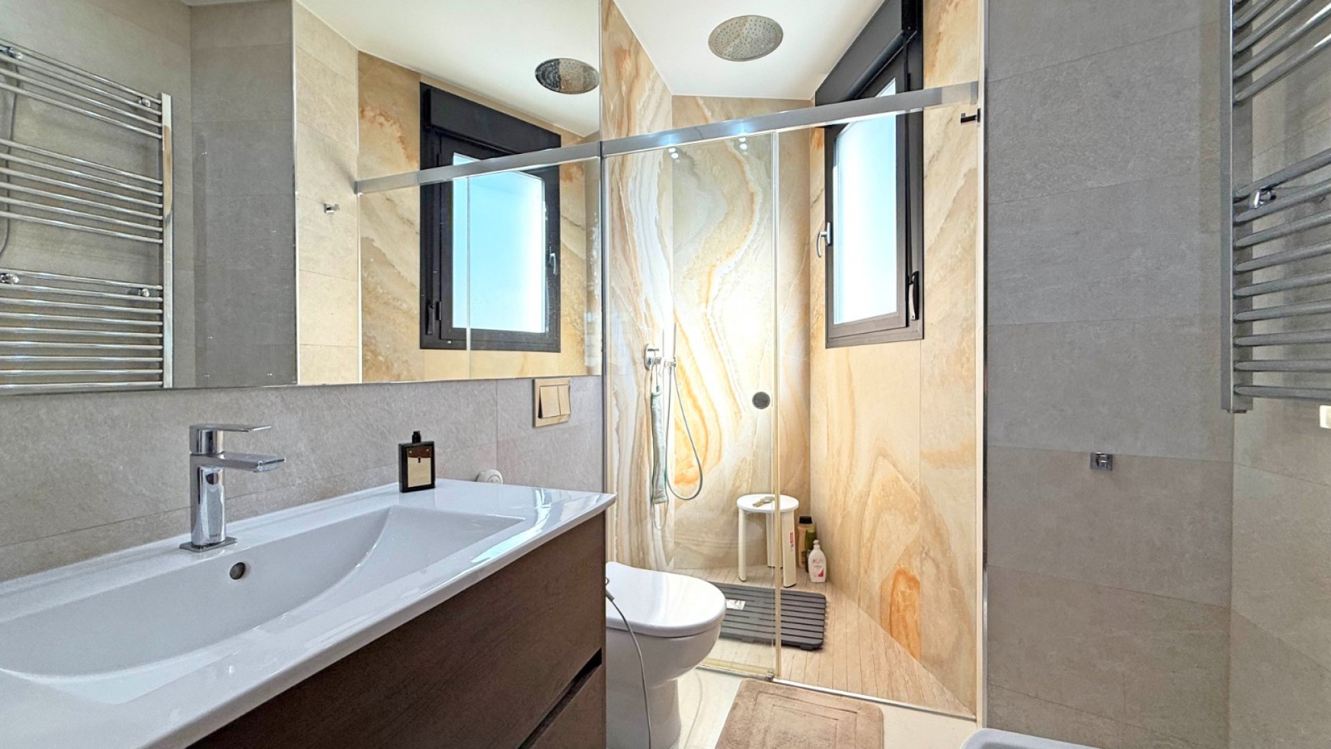 Reventa - Chalets -
Orihuela Costa - Villamartín