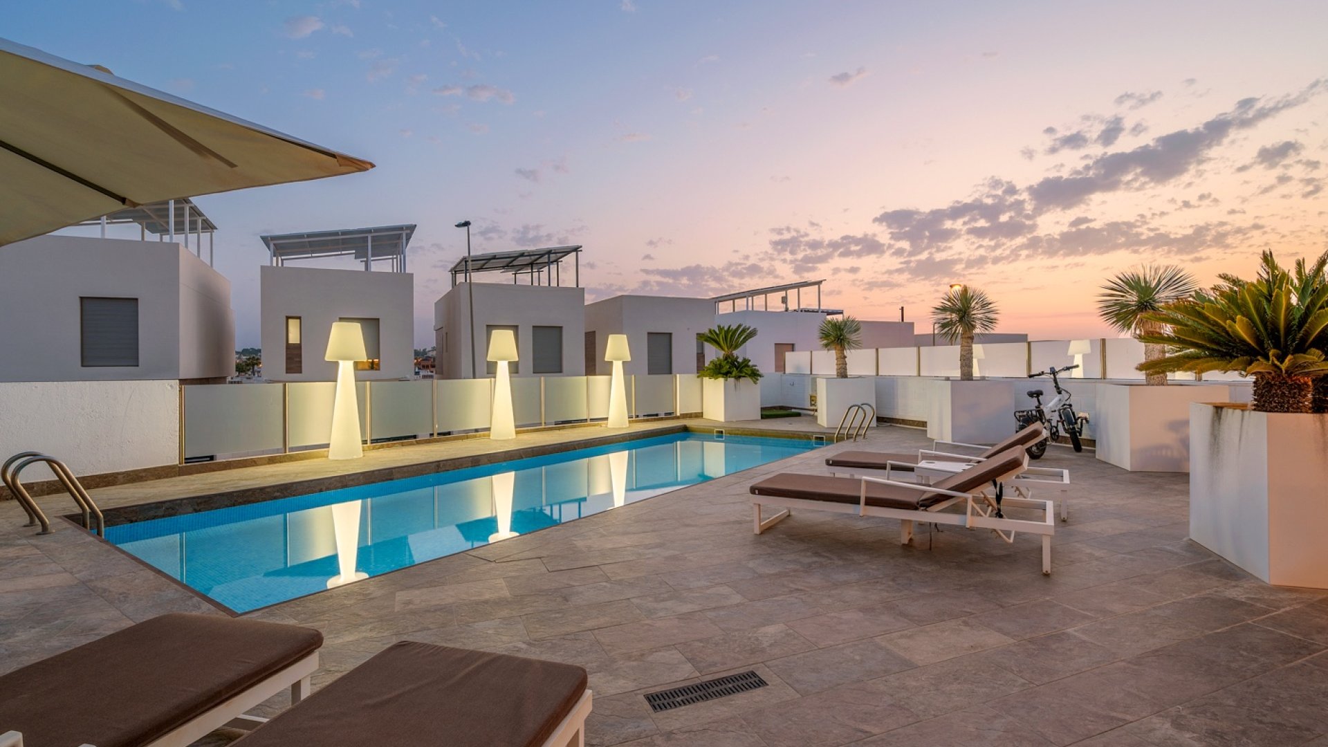 Reventa - Chalets -
Orihuela Costa - Villamartín