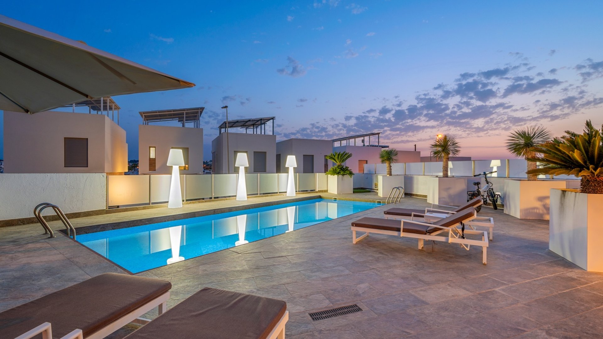 Reventa - Chalets -
Orihuela Costa - Villamartín