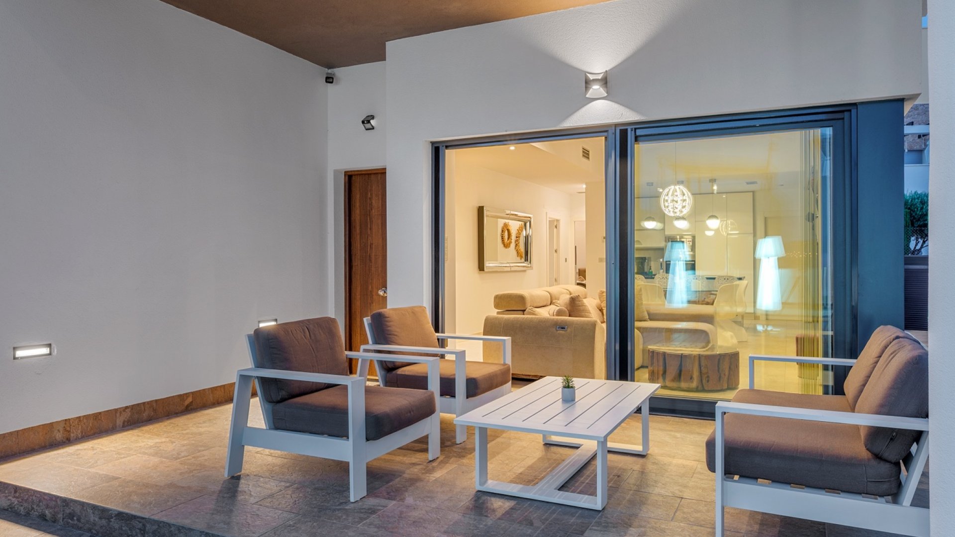 Reventa - Chalets -
Orihuela Costa - Villamartín