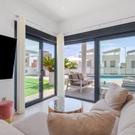 Reventa - Chalets -
Orihuela Costa - Villamartín