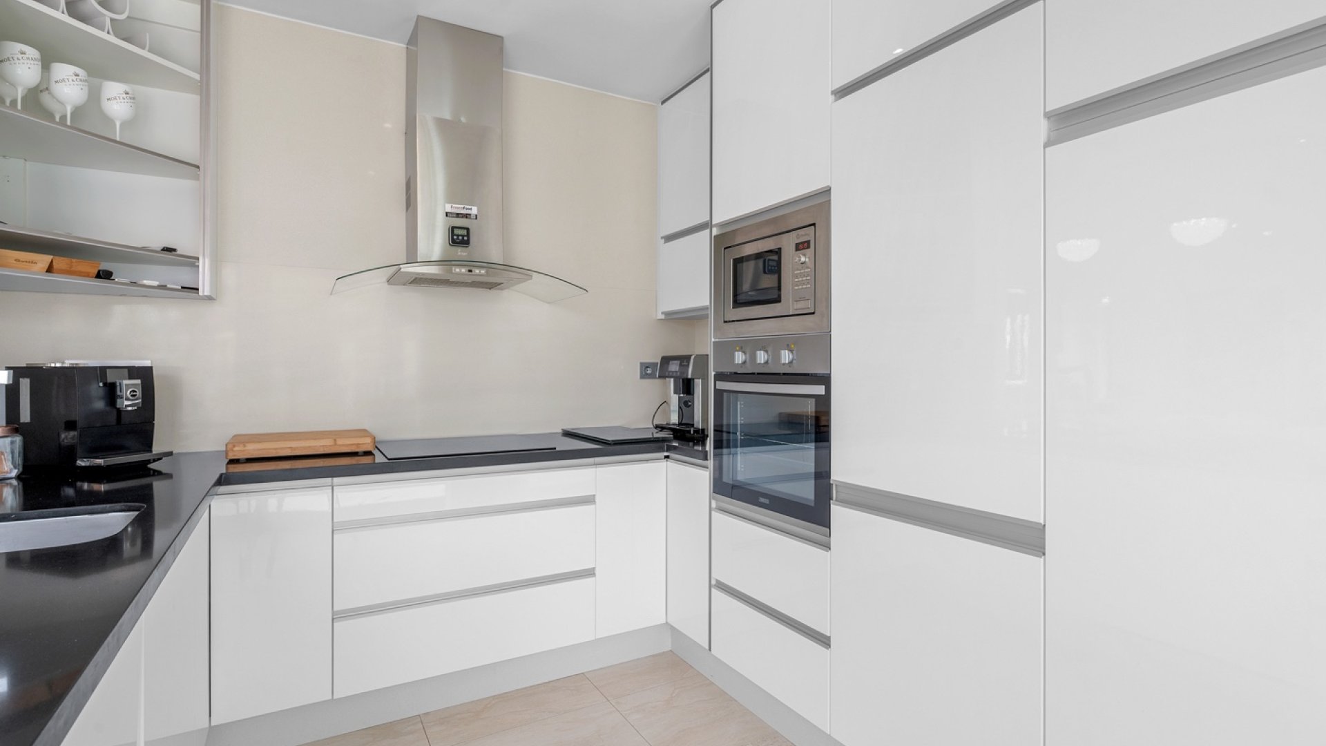 Reventa - Chalets -
Orihuela Costa - Villamartín