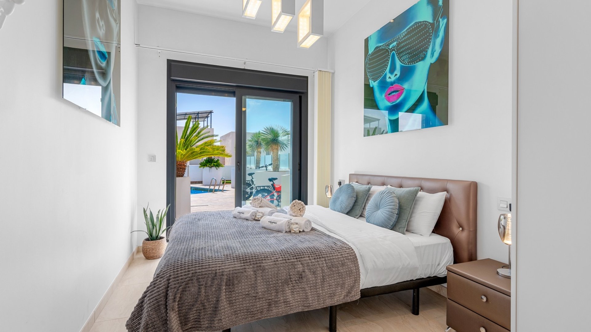 Reventa - Chalets -
Orihuela Costa - Villamartín